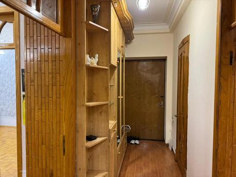 3 otaqlı köhnə tikili - Nəriman Nərimanov m. - 70 m²