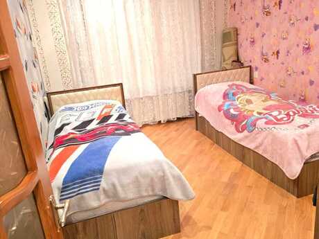 3 otaqlı köhnə tikili - Azadlıq Prospekti m. - 90 m²