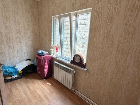 4 otaqlı həyət evi/bağ evi - Zabrat q. - 100 m²