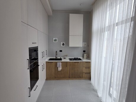 4 otaqlı yeni tikili - Nəsimi r. - 130 m²