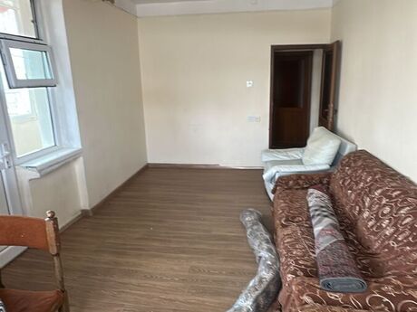 2 otaqlı köhnə tikili - Qara Qarayev m. - 55 m²