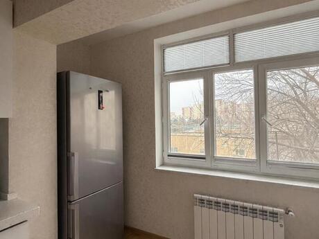 2-комн. вторичка - м. Ахмедлы - 60 м²