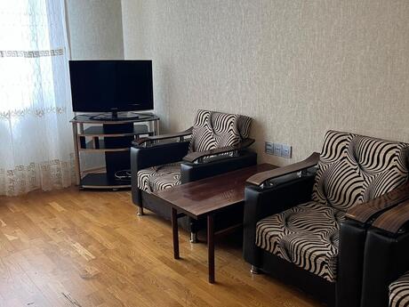 Elan №6096115 - Bakı, Qara Qarayev m., 2 otaqlı, 80 m², 12/18 mərtəbə