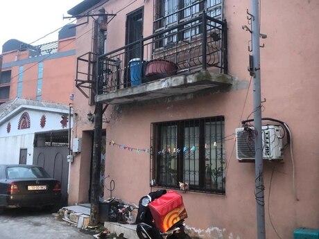 5 otaqlı həyət evi/bağ evi - Keşlə q. - 200 m²