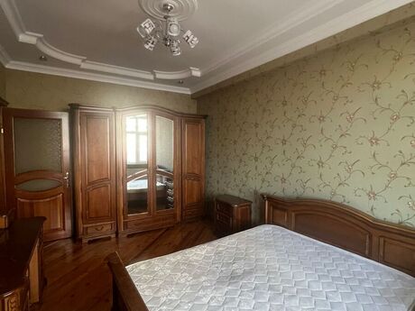3 otaqlı yeni tikili - Səbail r. - 130 m²
