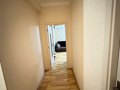 1 otaqlı yeni tikili - İnşaatçılar m. - 56 m²