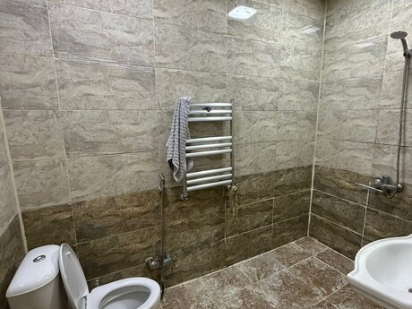 1 otaqlı yeni tikili - İnşaatçılar m. - 56 m²