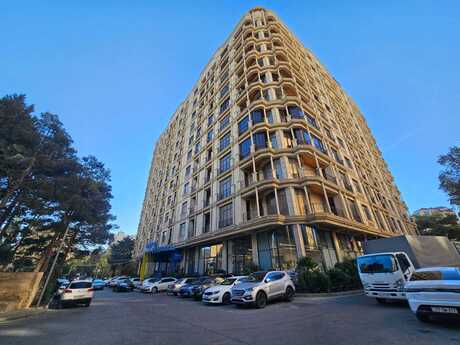 4 otaqlı yeni tikili - Əhmədli m. - 219 m²