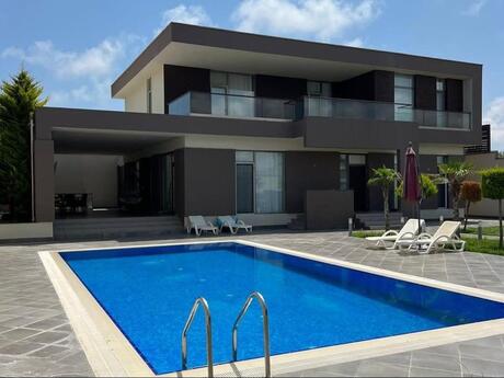 5 otaqlı həyət evi/bağ evi - Sea Breeze q. - 250 m²