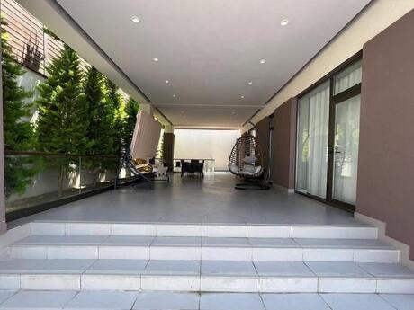5 otaqlı həyət evi/bağ evi - Sea Breeze q. - 250 m²