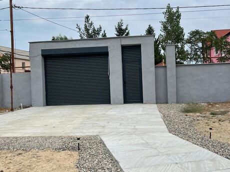 5 otaqlı həyət evi/bağ evi - Bakıxanov q. - 150 m²