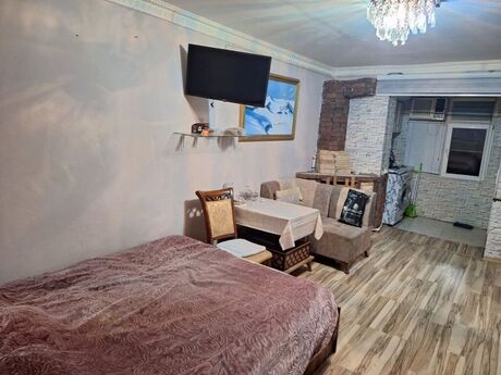 1 otaqlı köhnə tikili - Neftçilər m. - 27 m²