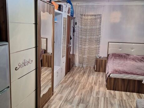 1 otaqlı köhnə tikili - Neftçilər m. - 27 m²