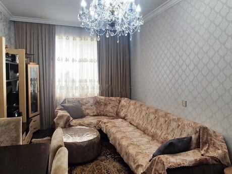 3 otaqlı köhnə tikili - Yeni Günəşli q. - 75 m²
