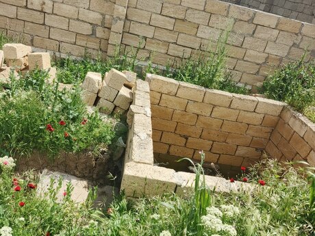 6 otaqlı həyət evi/bağ evi - Hökməli q. - 156 m²