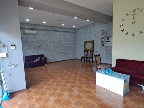 Obyekt - İnşaatçılar m. - 75 m²