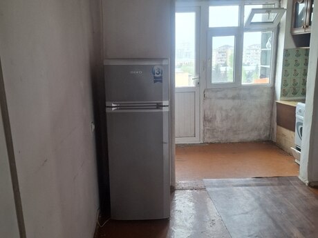 2 otaqlı köhnə tikili - Bakıxanov q. - 60 m²