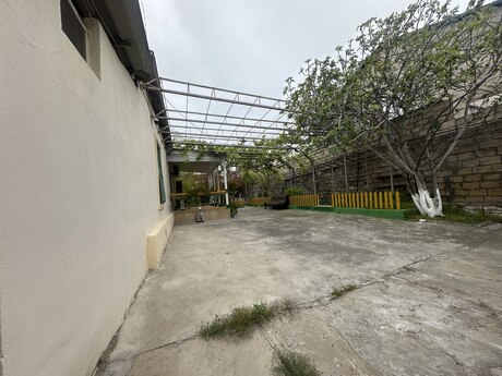 3 otaqlı həyət evi/bağ evi - Şüvəlan q. - 120 m²