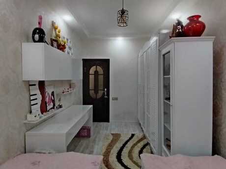 2 otaqlı köhnə tikili - Memar Əcəmi m. - 55 m²