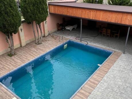 5 otaqlı həyət evi/bağ evi - Buzovna q. - 220 m²