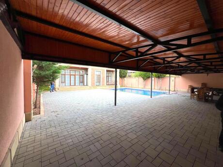 5 otaqlı həyət evi/bağ evi - Buzovna q. - 220 m²