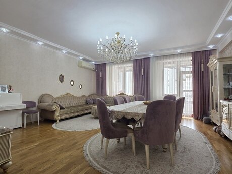Elan №6096357 - Bakı, İnşaatçılar m., 4 otaqlı, 167 m², 11/18 mərtəbə