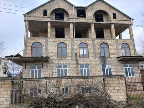 Həyət evi/Bağ evi - Qusar - 1200 m²