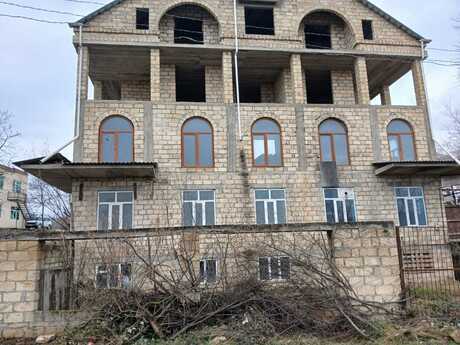 Həyət evi/Bağ evi - Qusar - 1200 m²