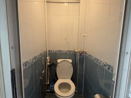 Qaraçuxurda 1 otaqlı köhnə tikili mənzil satılır, 42 m², 106 000 AZN, şəkil 5 / 6