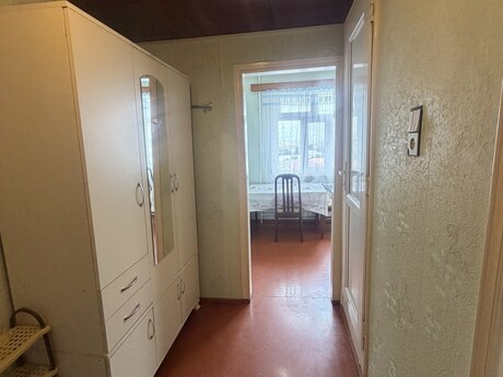 1 otaqlı köhnə tikili - Qaraçuxur q. - 42 m²