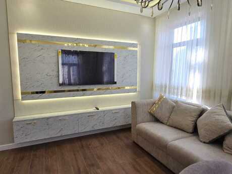 4-комн. новостройка - м. Элмляр Академиясы - 220 м²