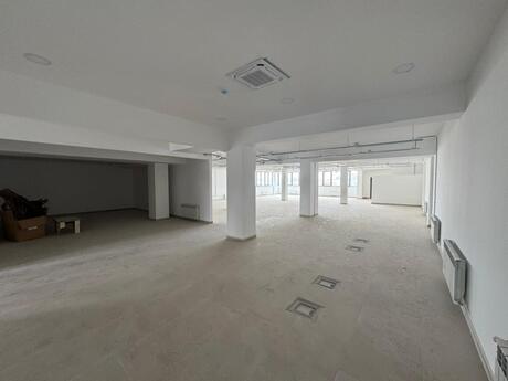Obyekt - Nizami r. - 450 m²