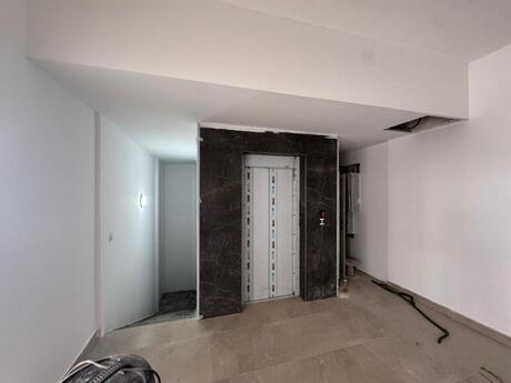 Obyekt - Nizami r. - 450 m²