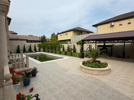 7 otaqlı həyət evi/bağ evi - Mərdəkan q. - 400 m²