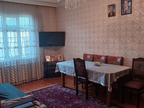 4 otaqlı həyət evi/bağ evi - Koroğlu m. - 100 m²