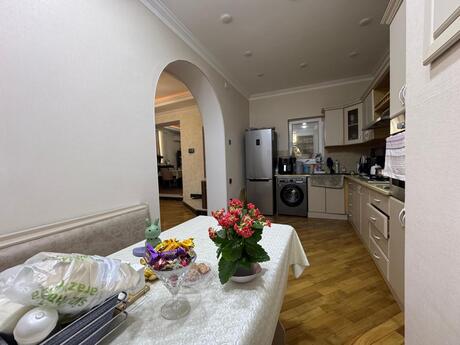 4 otaqlı mənzil, 128 m², Badamdar: 264 000 ₼ 3