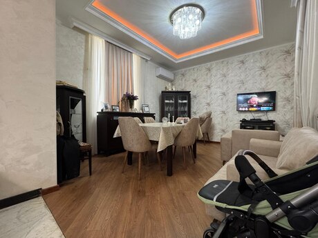 4 otaqlı köhnə tikili - Badamdar q. - 127.7 m²