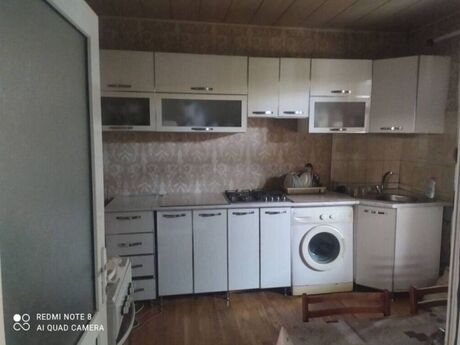 3 otaqlı həyət evi/bağ evi - M.Ə.Rəsulzadə q. - 70 m²