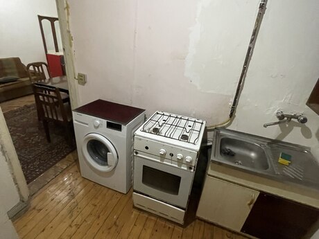 2 otaqlı köhnə tikili - 20 Yanvar m. - 55 m²