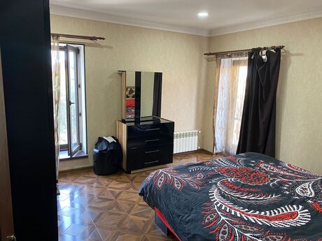 4 otaqlı həyət evi/bağ evi - Masazır q. - 250 m²