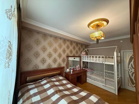 4 otaqlı yeni tikili - İnşaatçılar m. - 135 m²