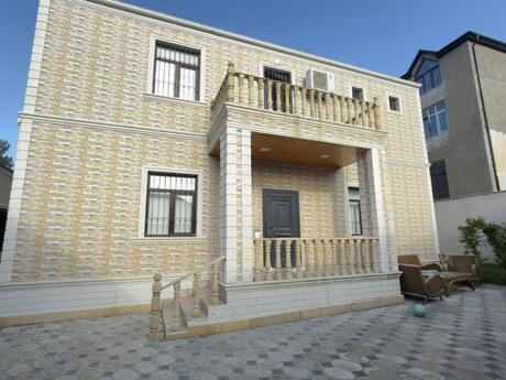 5 otaqlı həyət evi/bağ evi - Nizami r. - 220 m²