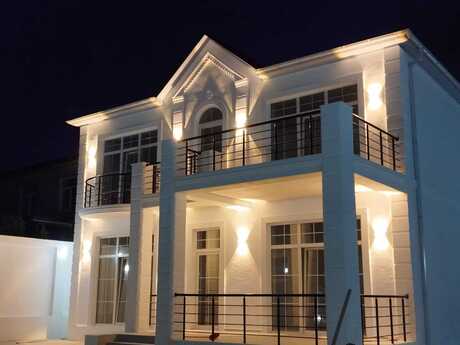 6 otaqlı həyət evi/bağ evi - Buzovna q. - 270 m²