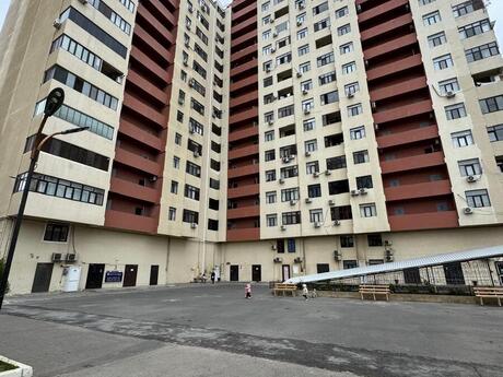 2-комн. новостройка - м. Нефтчиляр - 70 м²