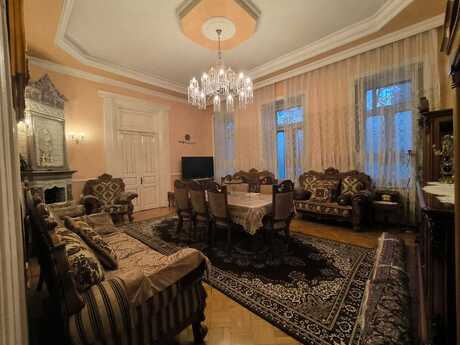 Объявление №6096579 - Баку, Сабаильский р., 4-комн., 148 м², 2/4 этаж