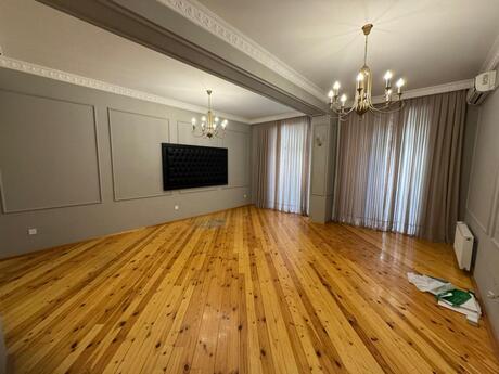 3 otaqlı ofis - Ağ şəhər q. - 150 m²