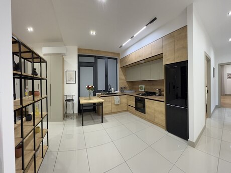 3 otaqlı həyət evi/bağ evi - Buzovna q. - 125 m²
