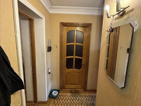 3 otaqlı köhnə tikili - Neftçilər m. - 85 m²