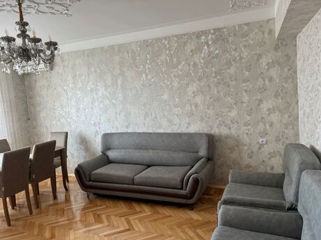 3 otaqlı köhnə tikili - Nizami m. - 70 m²