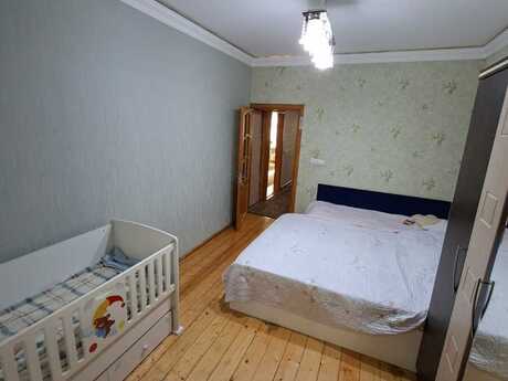 2 otaqlı köhnə tikili - İnşaatçılar m. - 60 m²